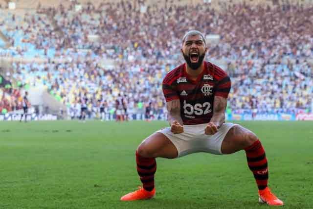 Gabigol ressurge como a grande esperança da Nação, enquanto movimentos internos empurram Tite para a porta dos fundos.